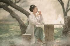 �ָF�֑е�Ů������